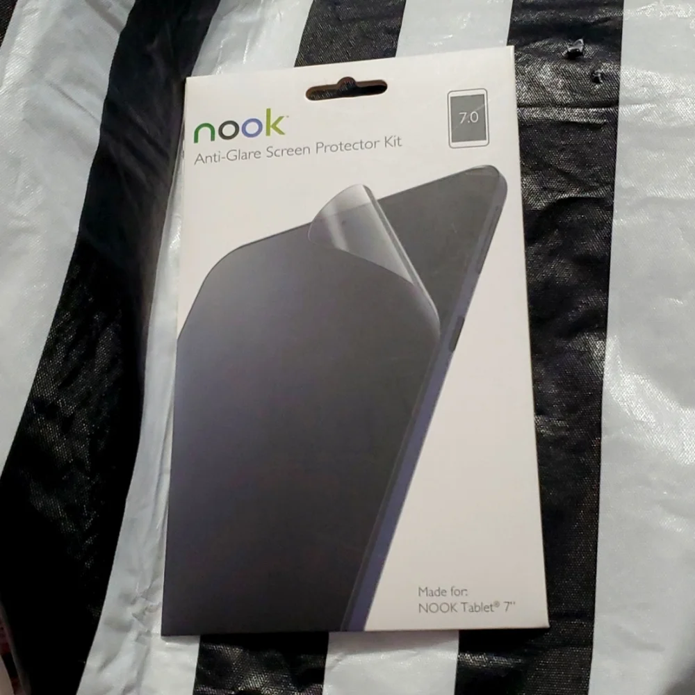 Nook Anti-Glare Screen Protector Kit 7.0